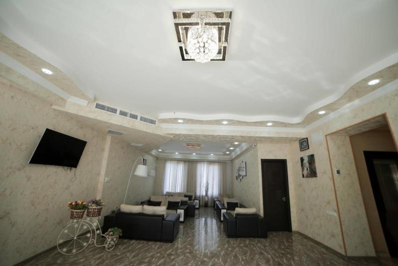 L Plaza Hotel Tbilisi Zewnętrze zdjęcie